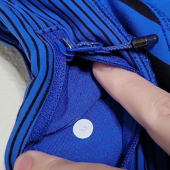 Lululemon Blue and Black Striped Capri Leggings - Picture 7 of 8